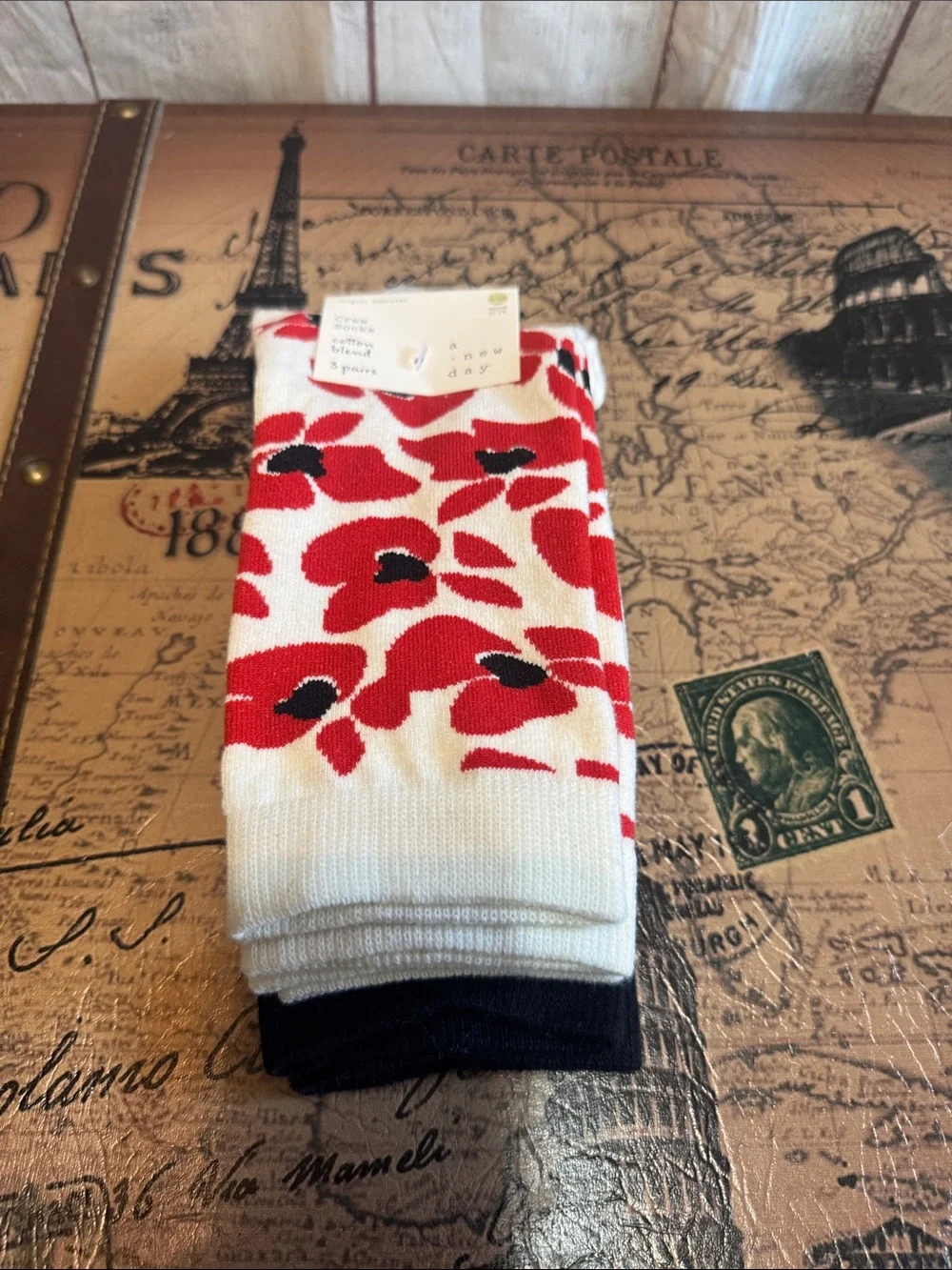 Bundle of 2 NWT Socks a new day and Auden Shoe size 4-10